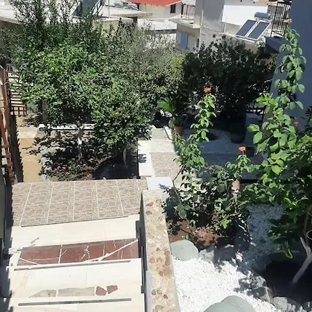 Elena's Sunny House Apartamento *